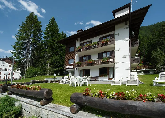 Garnì BUCANEVE Madonna